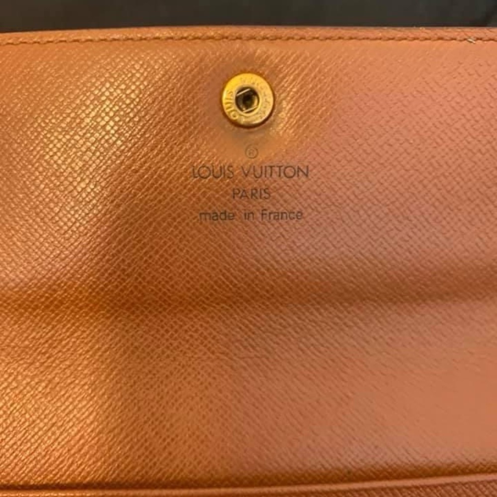 Louis Vuitton wallet - Picture 12 of 13